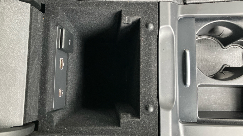 Jaguar F-Pace 2.0 P400e R-Dynamic SE 5dr Auto AWD Estate